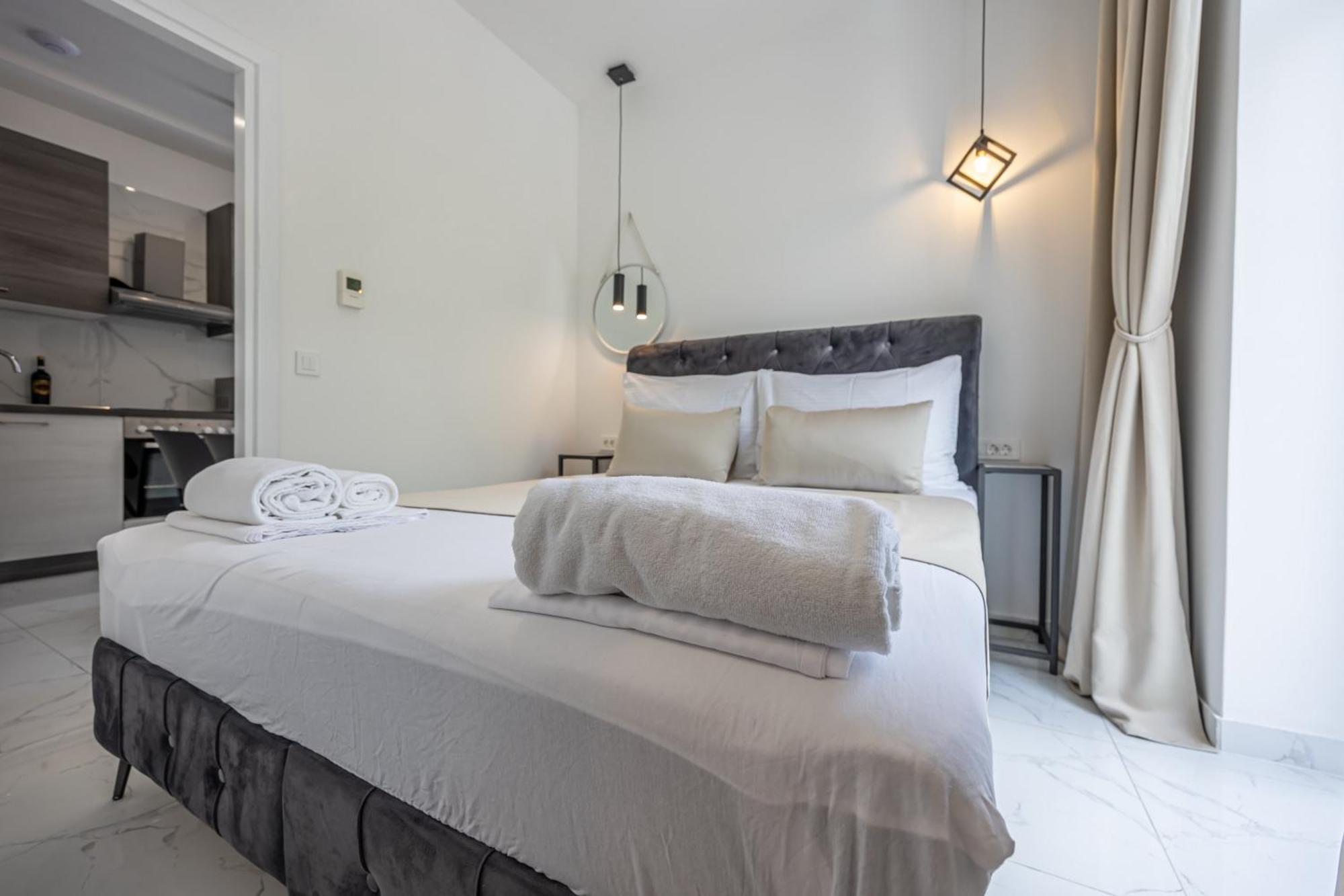 Villa Vita Luxury Apartments 茨里克韦尼察 外观 照片