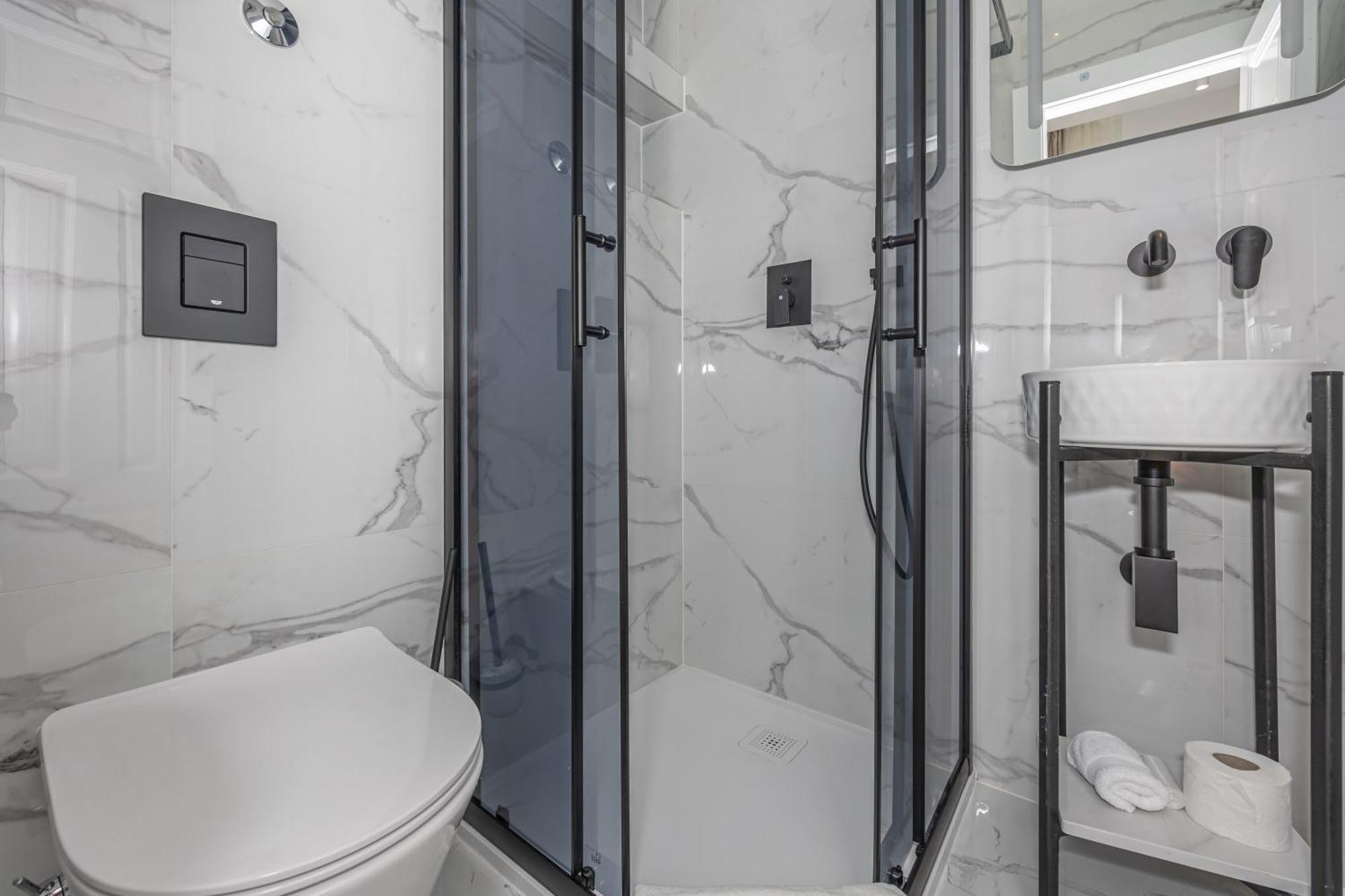 Villa Vita Luxury Apartments 茨里克韦尼察 外观 照片
