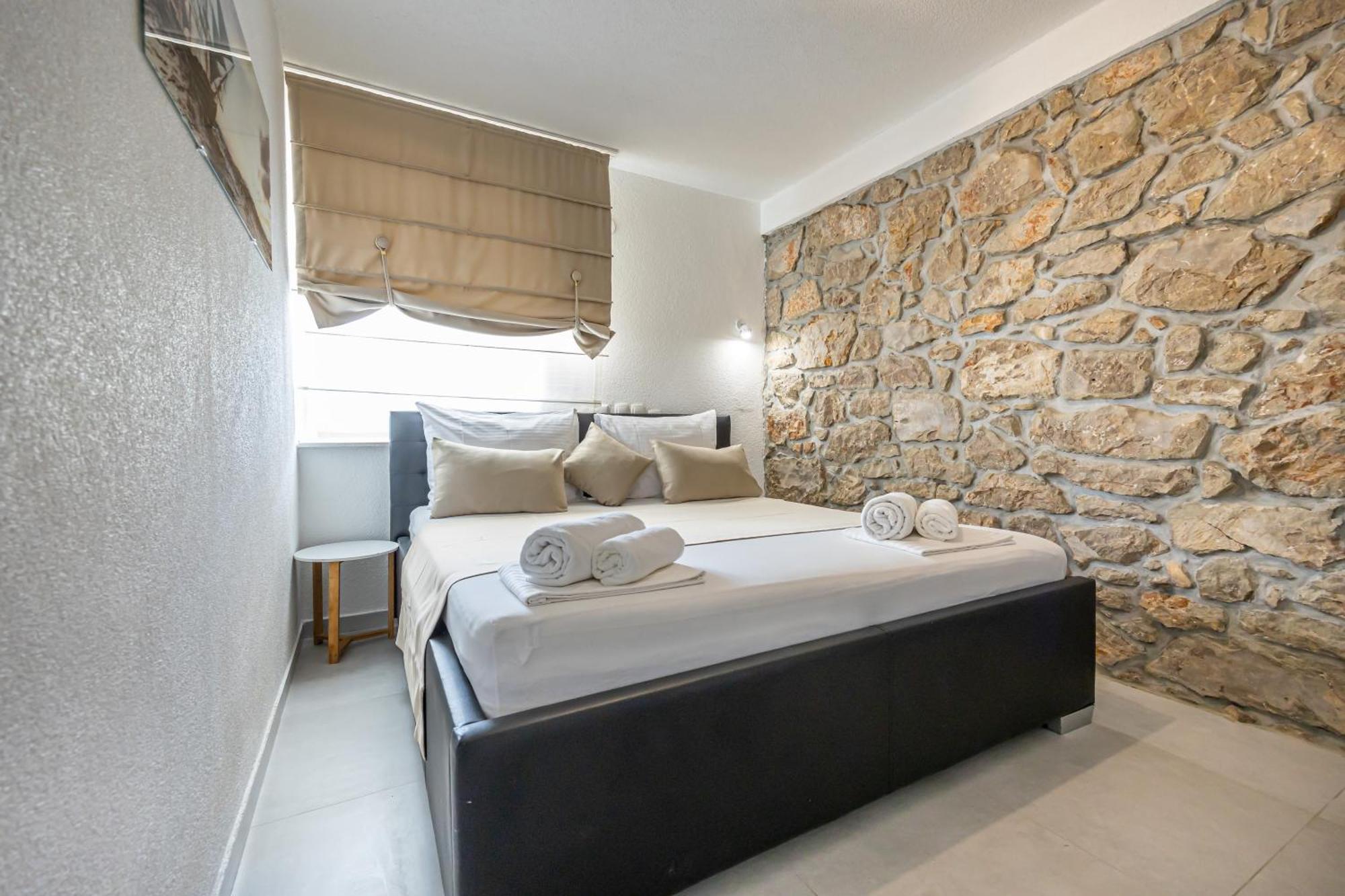 Villa Vita Luxury Apartments 茨里克韦尼察 外观 照片