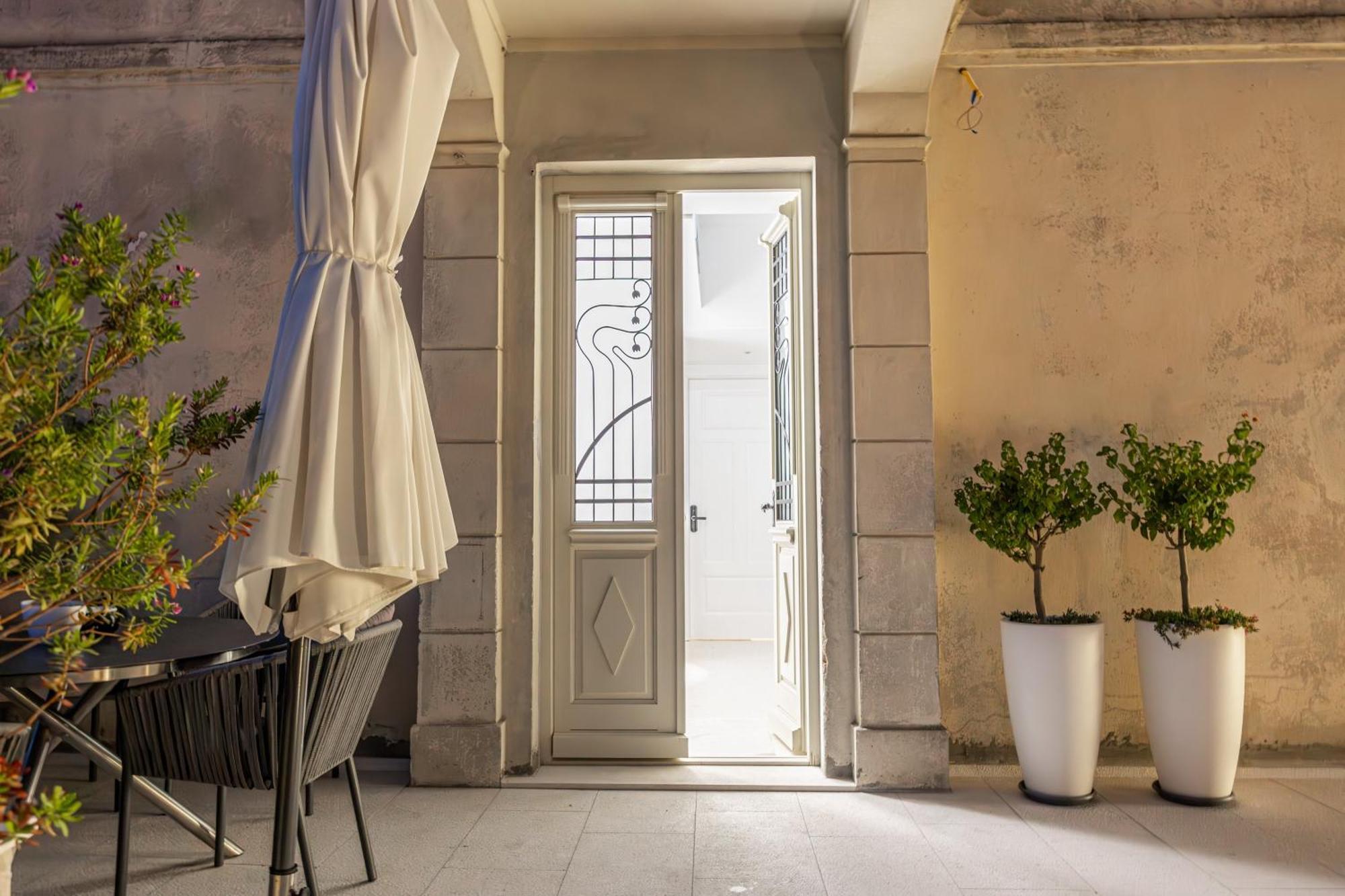 Villa Vita Luxury Apartments 茨里克韦尼察 外观 照片